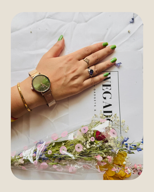 DW Petite (Analog Watch)