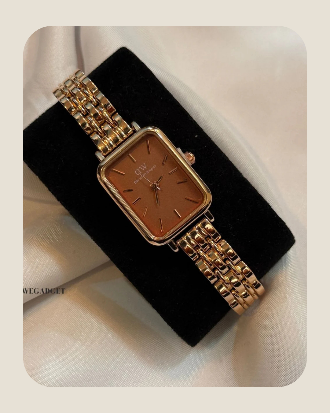 DW Quadro (Analog Watch)